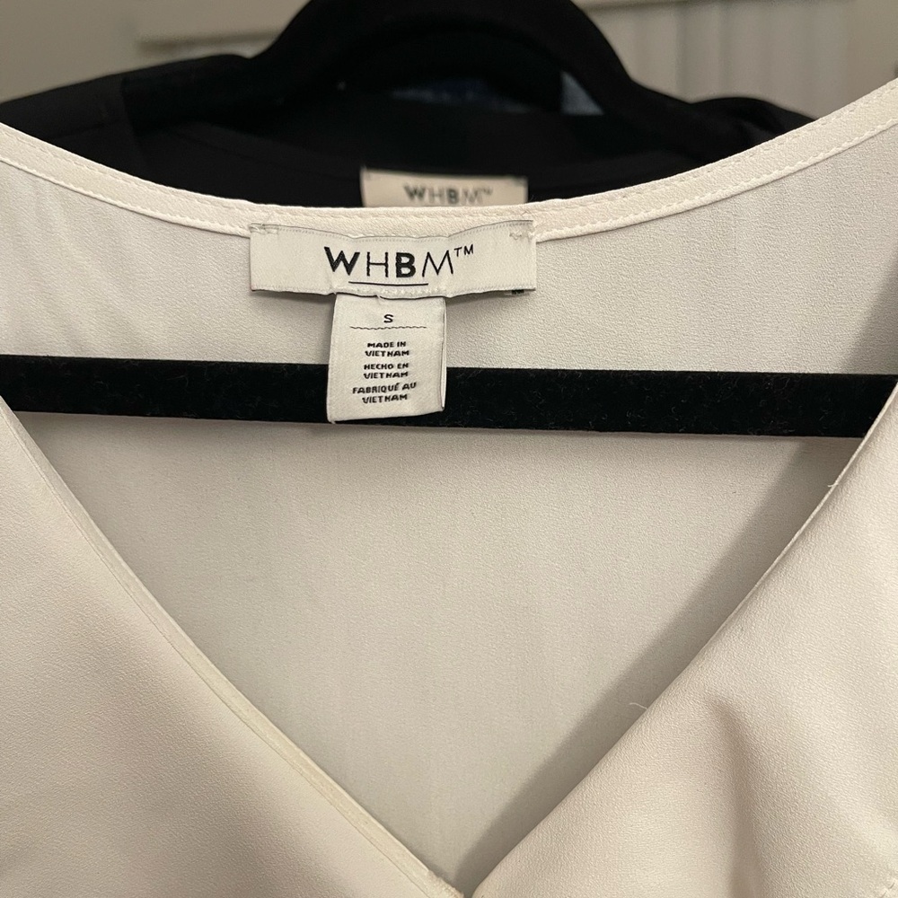 WHBM Ruffle Flounce Shell ~ White House Black Market - Picture 7 of 9